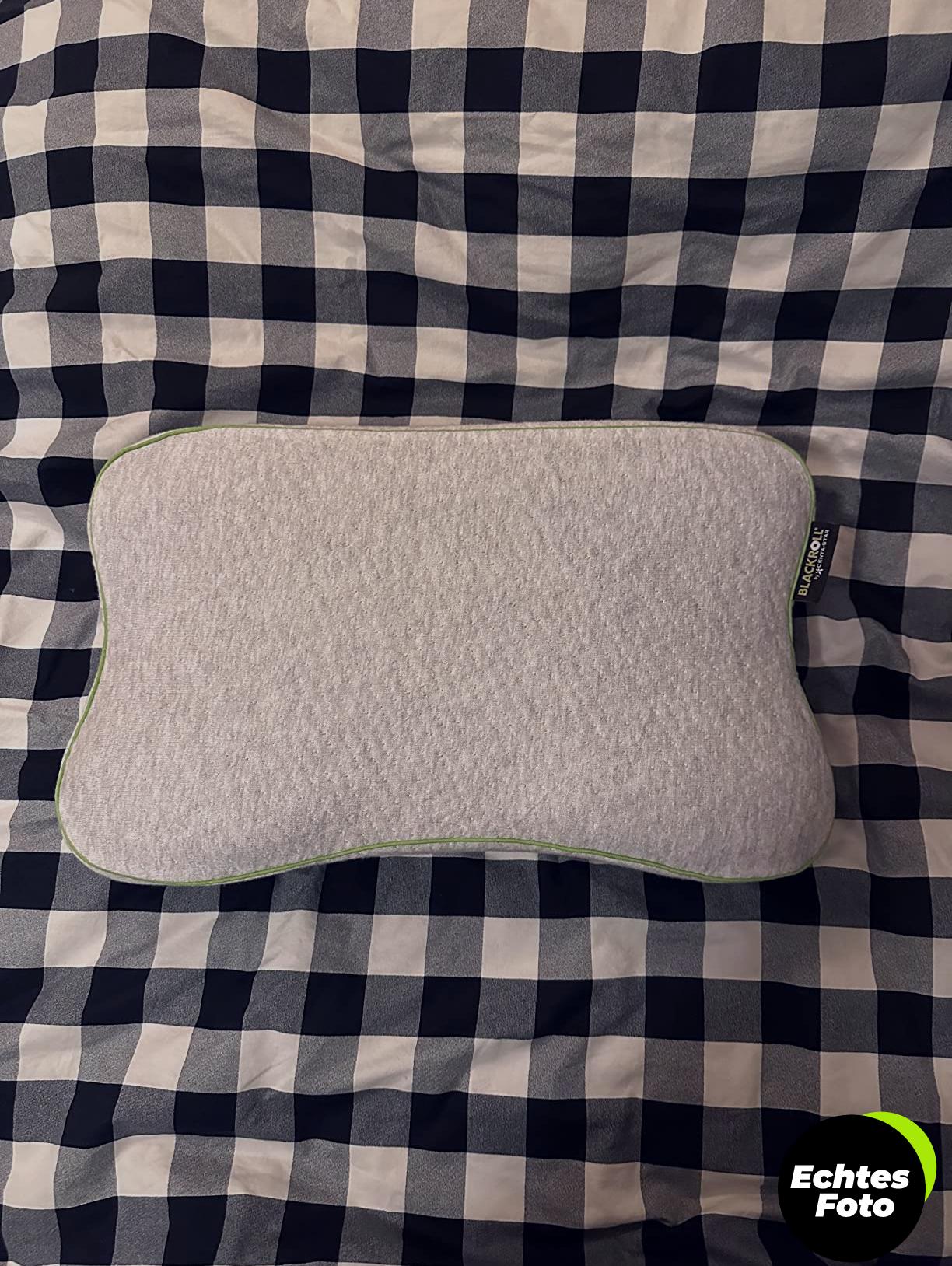 blackroll-recovery-kissen-ergonomisches-nackenkissen-50x30cm-foto-2