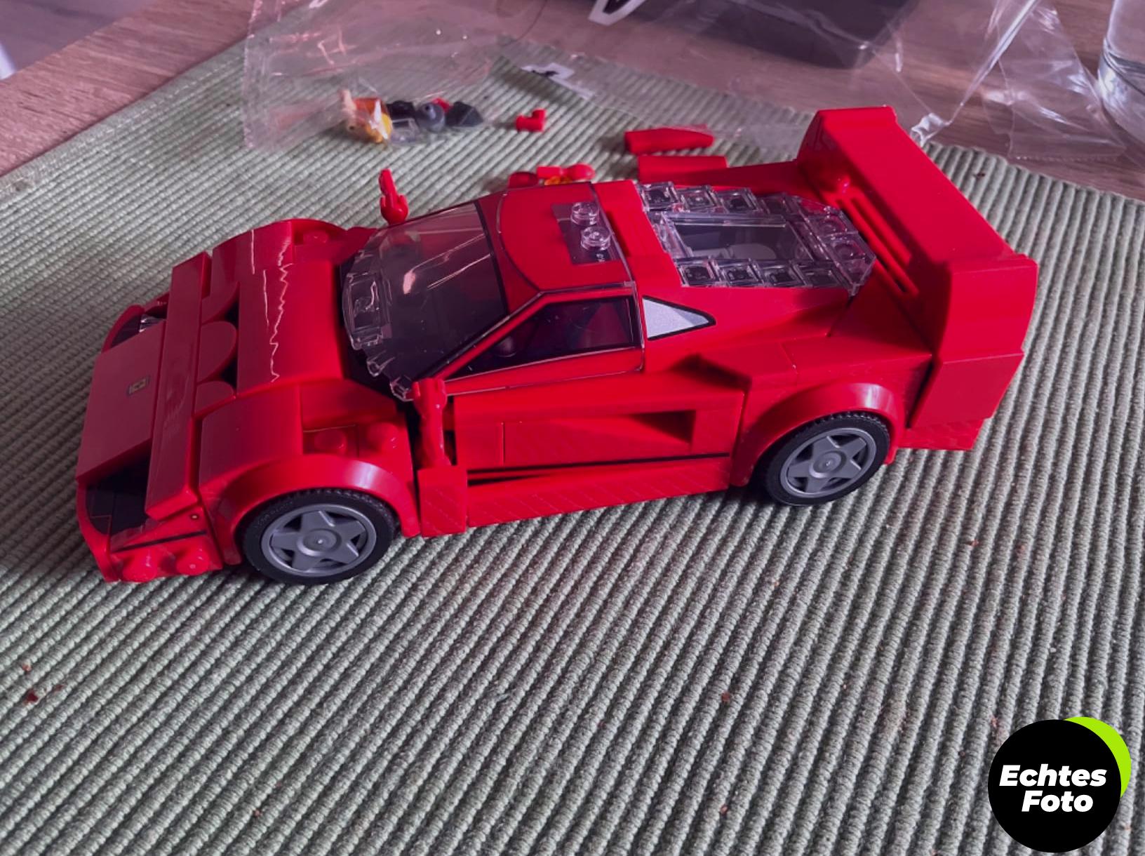 lego-speed-champions-ferrari-f40-auto-76934-foto-1