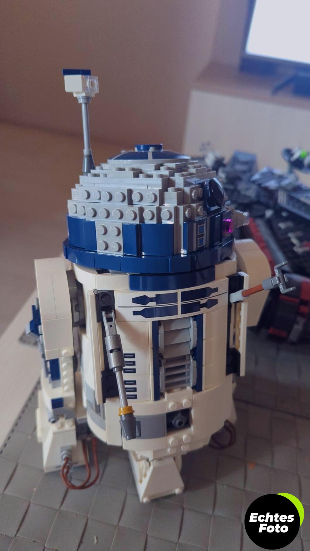 lego-star-wars-75379-r2d2-spielzeug-2023-foto-3