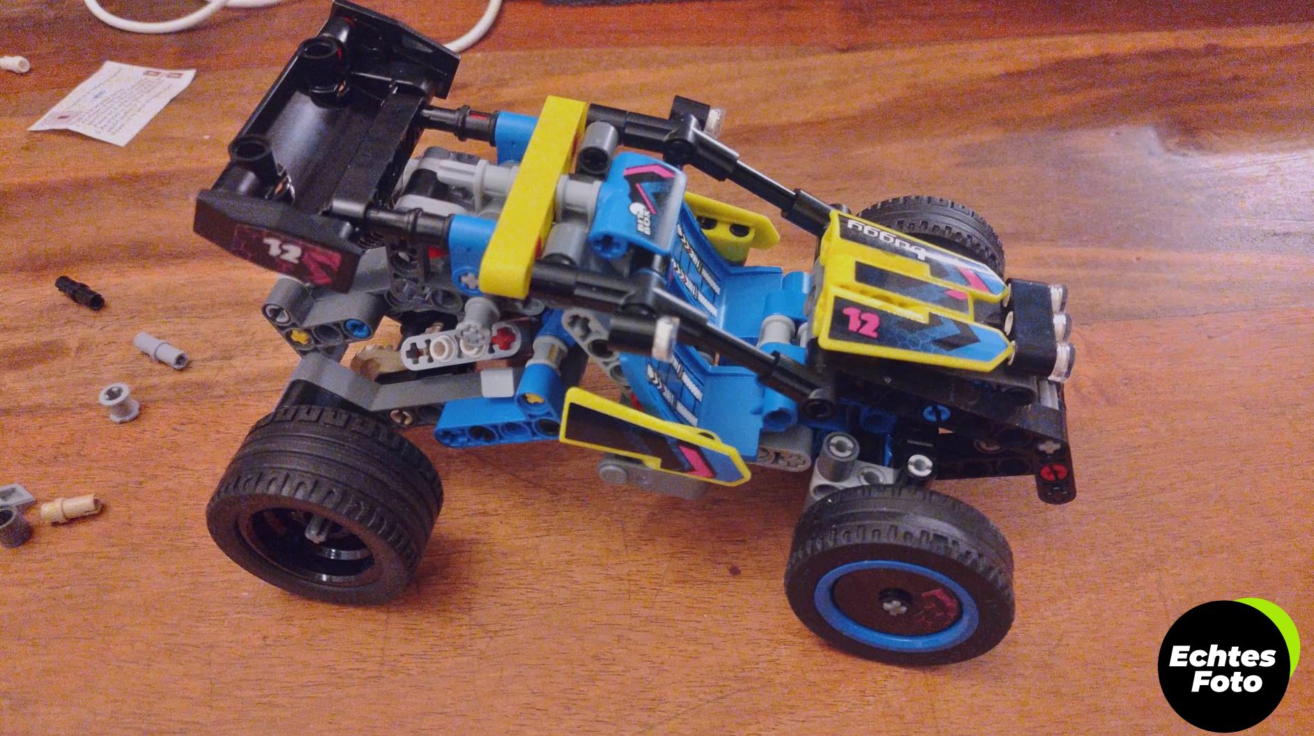 lego-technic-offroad-rennbuggy-42164-foto-1