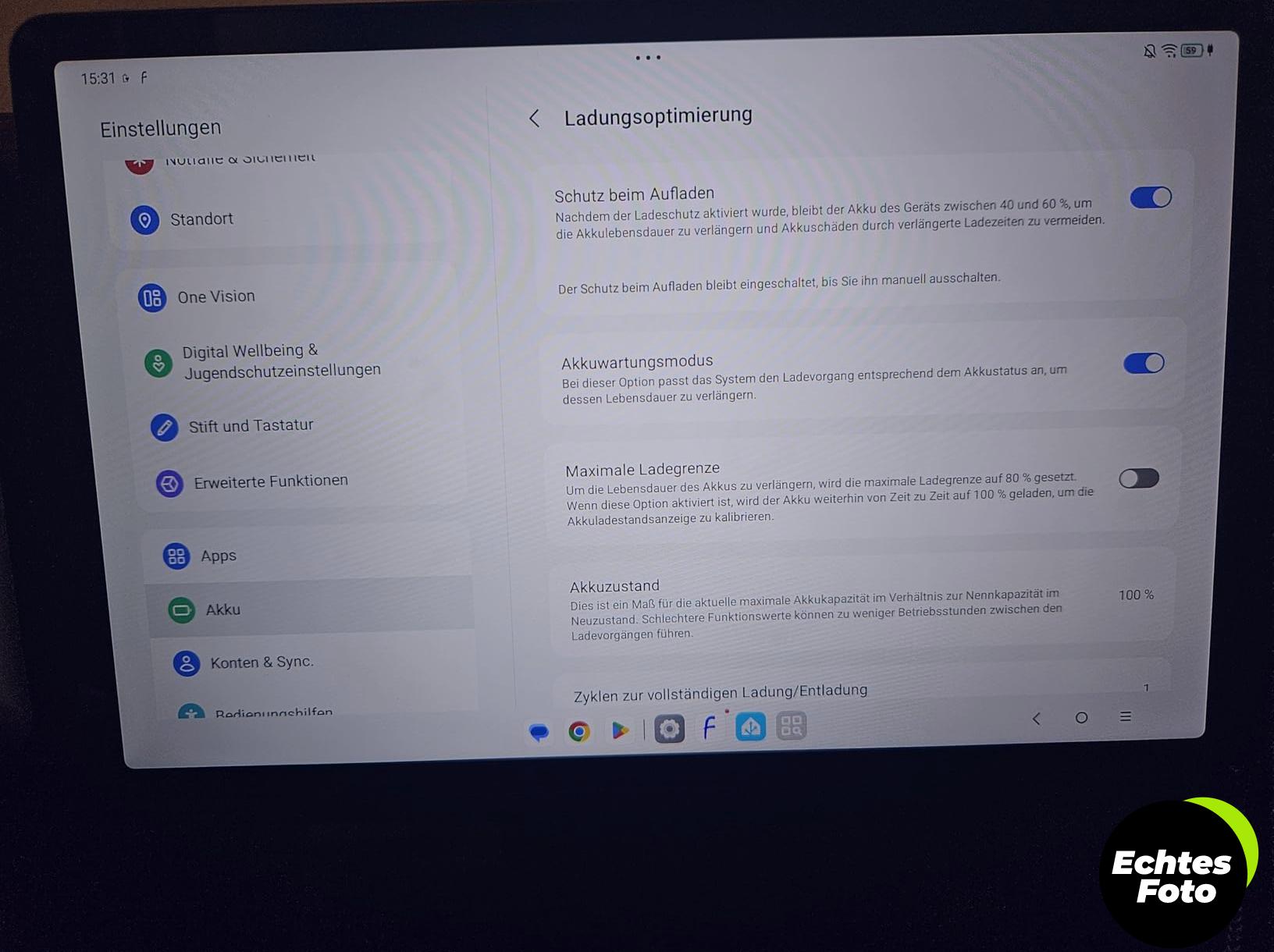 lenovo-tab-tablet-10-zubehoer-polar-blue-schutzhuelle-foto-1
