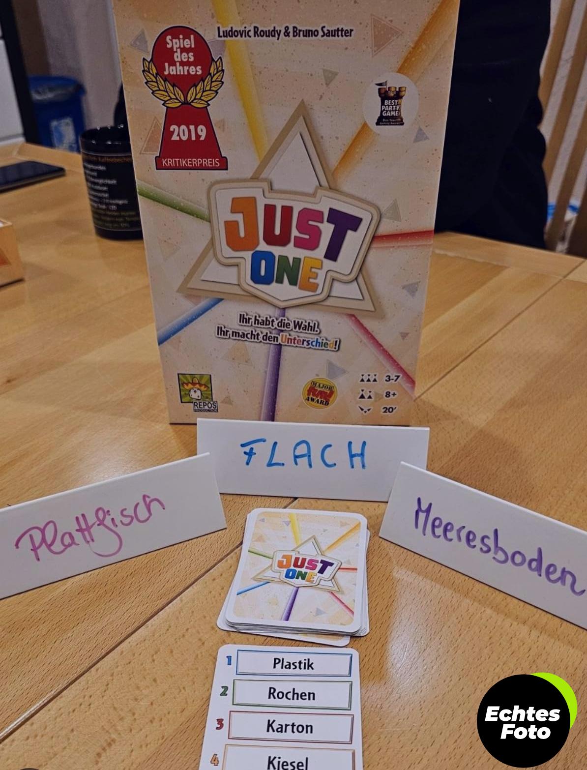 repos-production-just-one-spiel-2019-partyspiel-foto-1