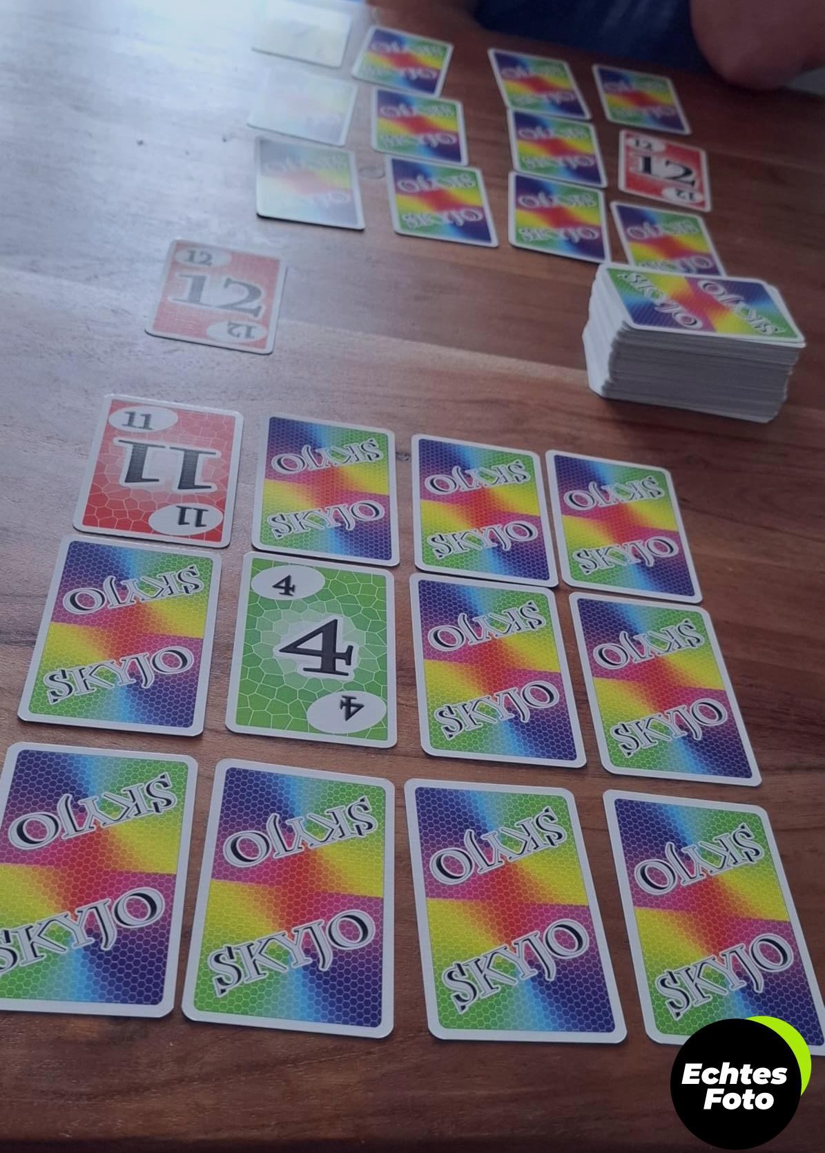 skyjo-kartenspiel-magilano-2023-foto-1
