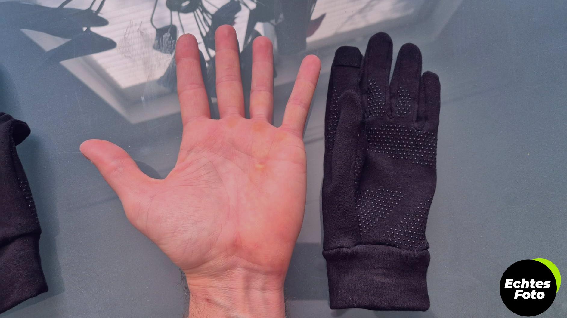 unigear-sporthandschuhe-2in1-touchscreen-winterhandschuhe-foto-2