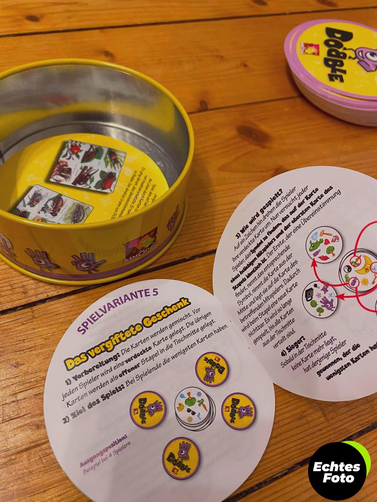 zygomatic-dobble-classic-familienspiel-kartenspiel-foto-2